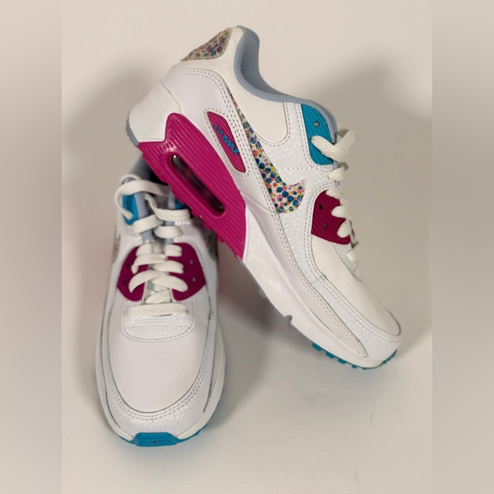 NWOB (Grade School) Nike Air Max 90 'Polka Dots' DV1843-100 - Picture 4 of 7